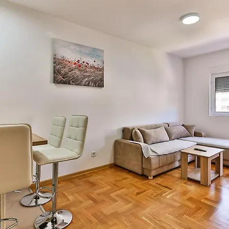 Montesun Dario Apartment *